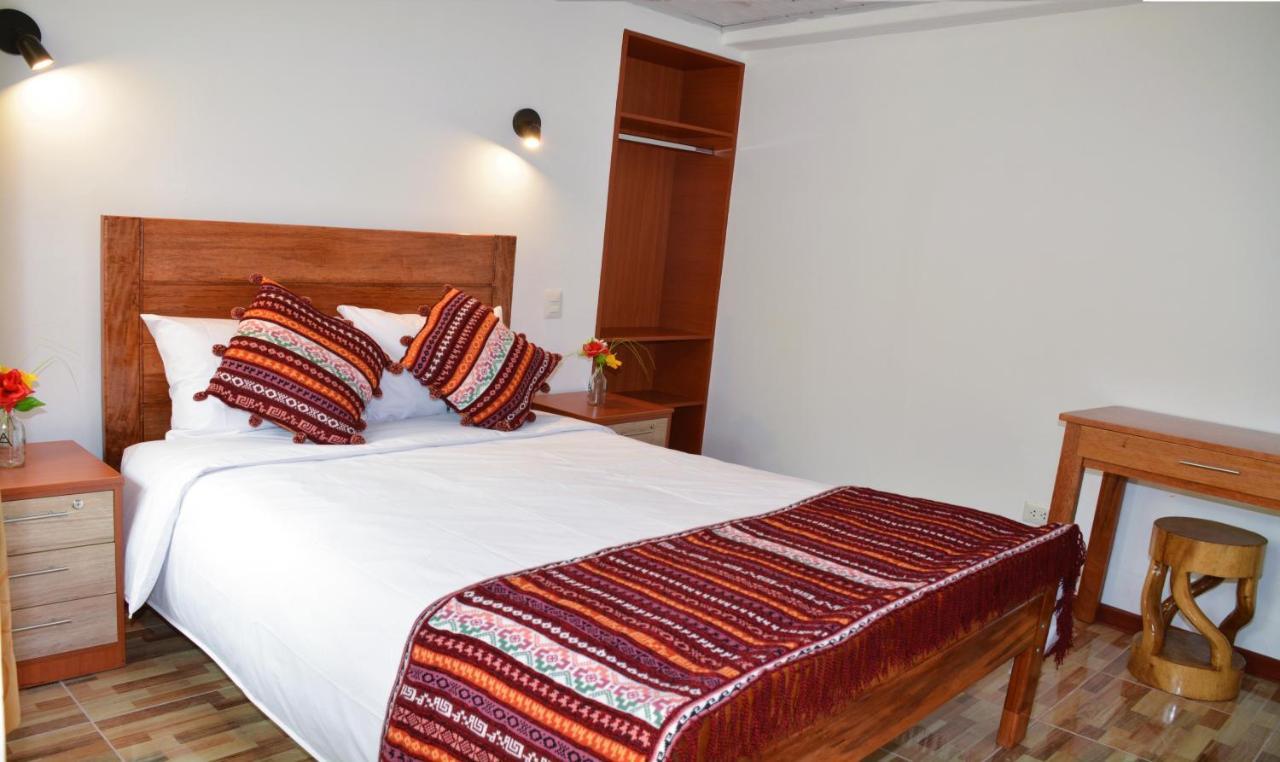 Hotel Inka Писак Екстериор снимка